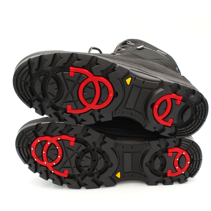 The Keele in Black, features our signature OC System retractable ice grips built into the sole. Flip them out when it's slippery, tuck them away when it’s not – perfect for switching from snowy pavements to frosty country walks without missing a beat. Buy now at ICEGRIPPER.