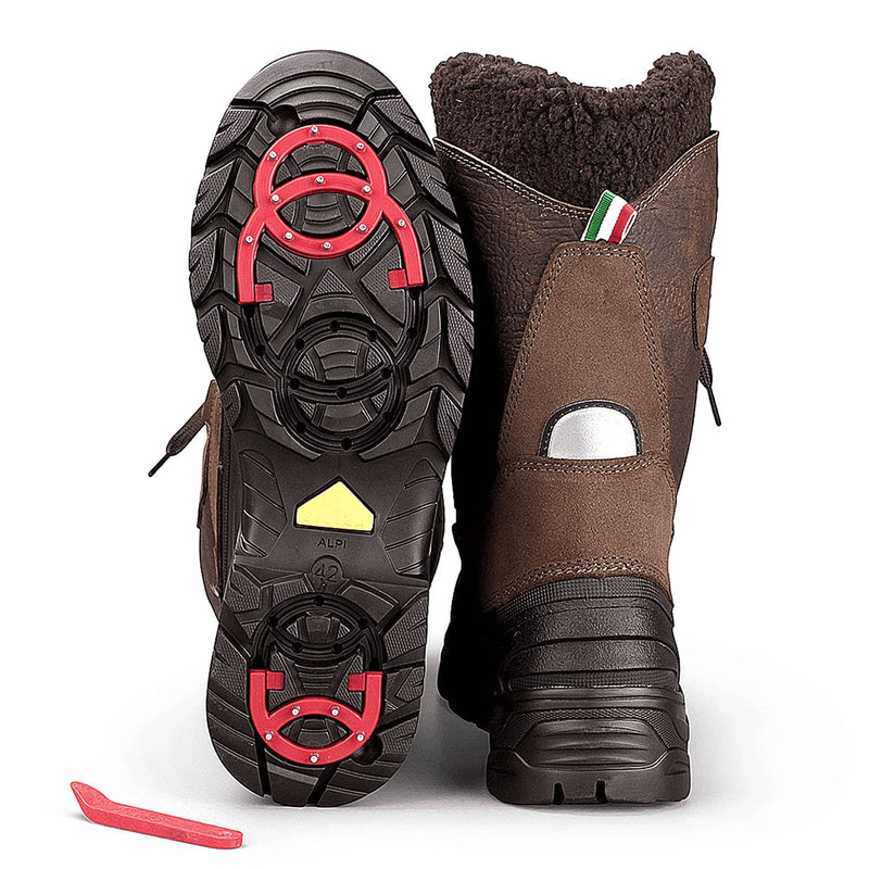 Olang Bucefalo OC Men's Snow Boot with OC anti-slip system. The OCsystem acts as on/off ice grip, enabling the boots to be worn outdoors and indoors. So much quicker and easier than pulling ice grips off and on, Buy yours at ICEGRIPPER.