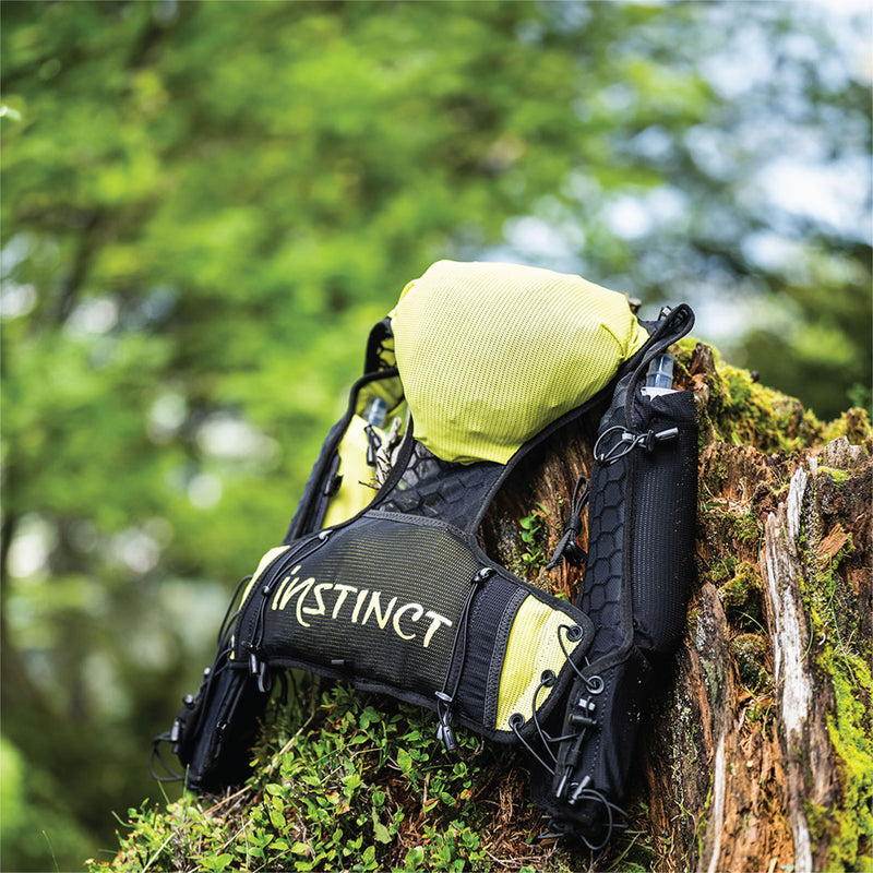 Instinct AMBITION 4.5L Trail Vest & 2 x 600ml Soft Flasks