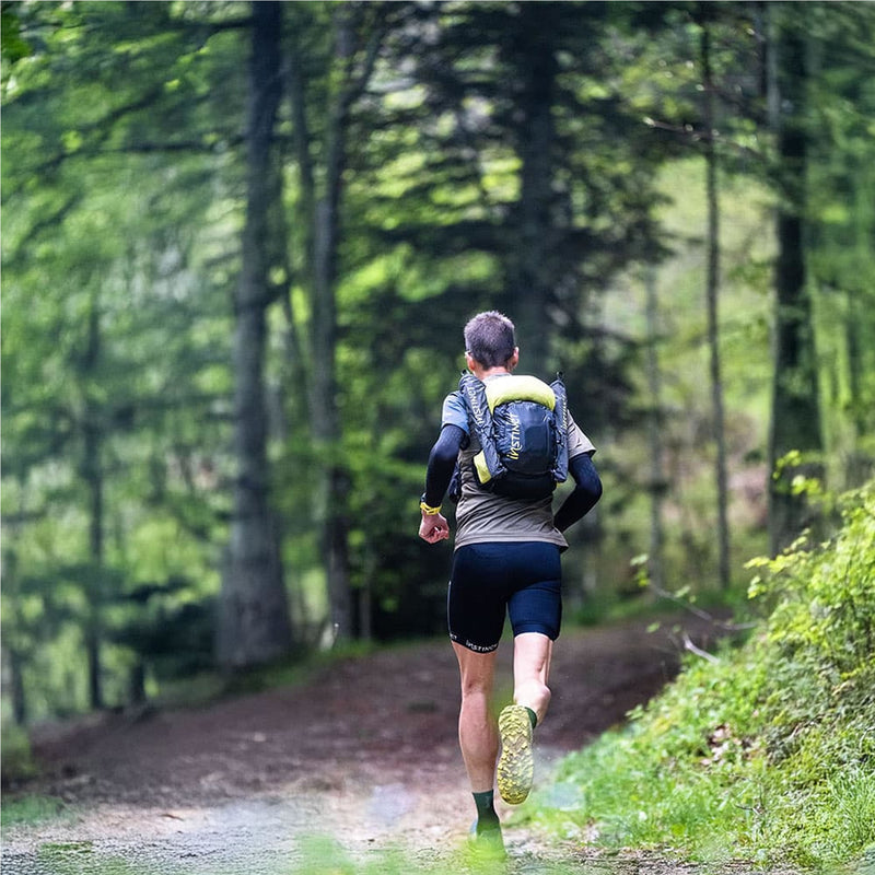 Instinct EKLIPSE 12L Trail Vest & 2 x 600ml Soft Flasks