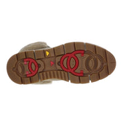 Close up of the sole of the Pajar Henta OC Women’s Winter Boot in Sand. Demonstrating the amazing OC System on/off ice grip sole. Buy now at ICEGRIPPER.