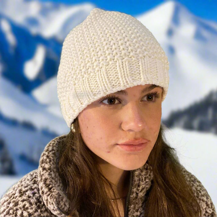 The SimplyJam Beanie White is a wool-blend, lined Beanie. Buy now at ICEGRIPPER