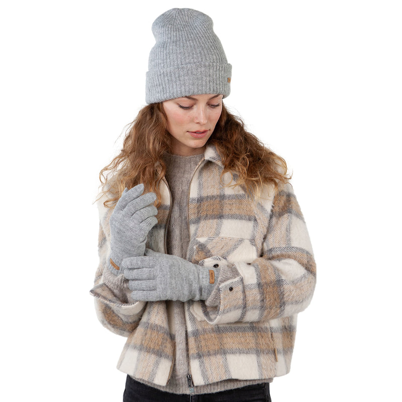Barts Witzia Gloves in Heather Grey. An extra-soft, stretchy, winter staple perfect for chilly days. Pair it with our Witzia Beanie for an effortlessly snug winter combo you’ll reach for again and again. Buy now at ICEGRIPPER.
